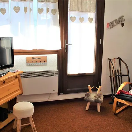 Appartement Cosy A Risoul 1850 : 2 Pieces, Coin Montagne, 6 Couchages, Ski Aux Pieds, Terrasse Sud - Fr-1-330-125 Exterior photo